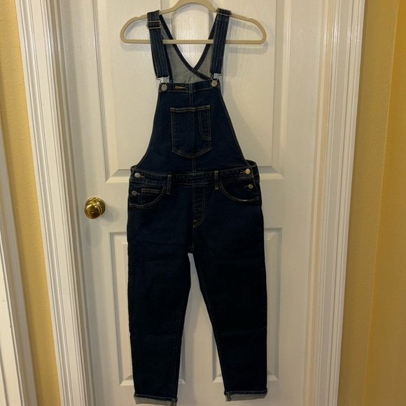 Levi’s Dark Wash Overalls Size M Excellent Used Condition - Picture 2 of 9
